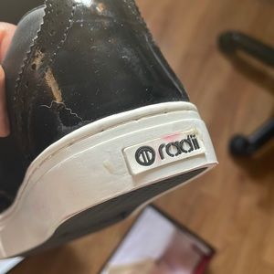 Radii Hampton Low WT black patent size 8